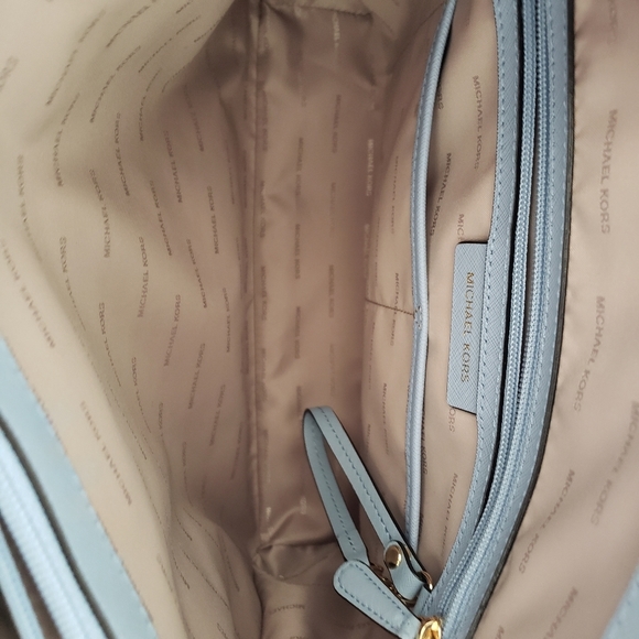 Michael Kors bag - Picture 4 of 6